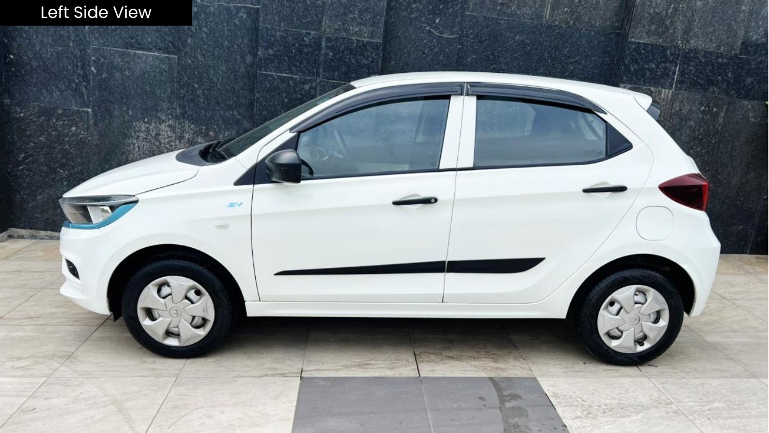 TATA TIAGO EV - XE MR - AUTOMATIC - 2023
