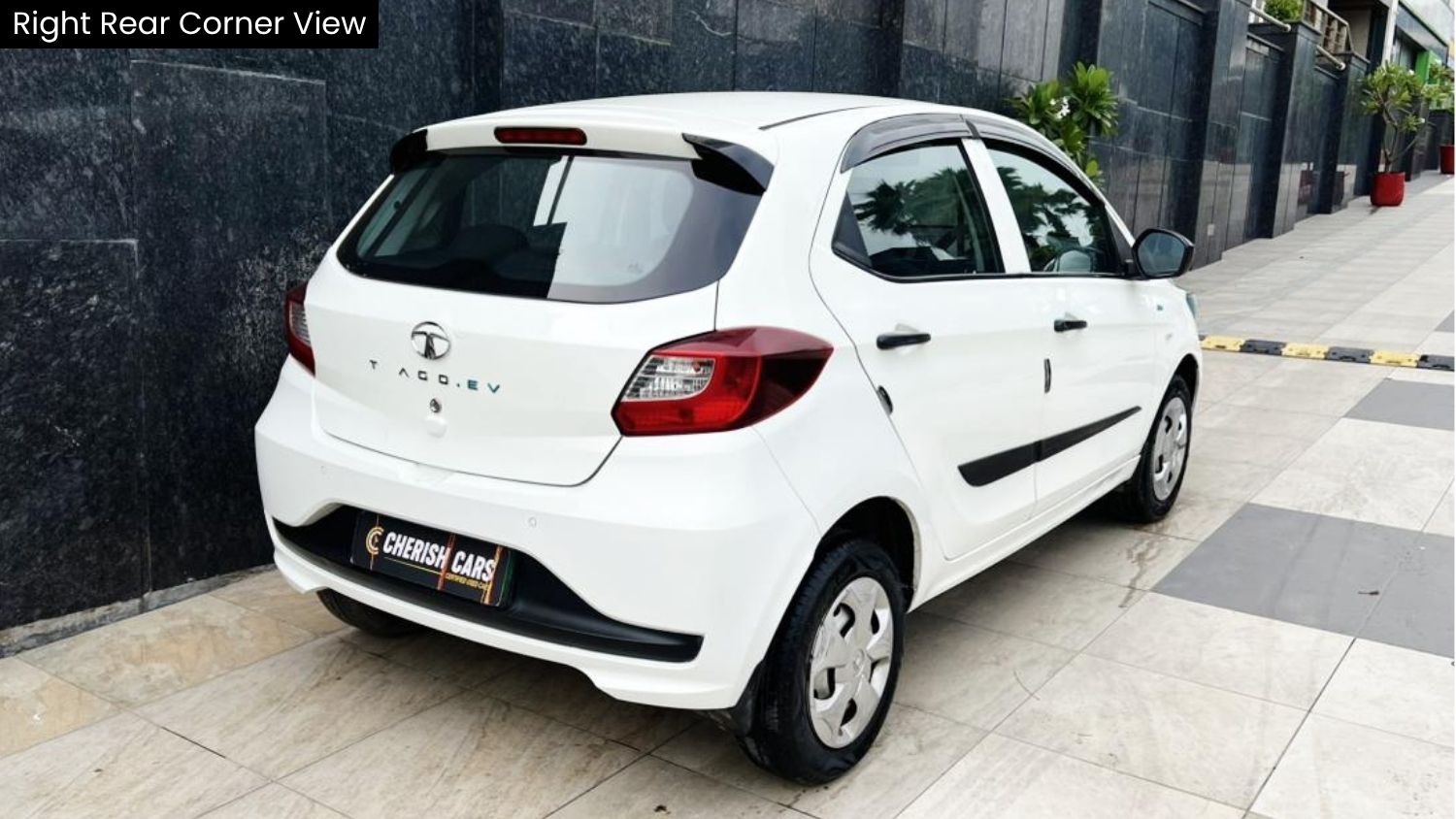 TATA TIAGO EV - XE MR - AUTOMATIC - 2023