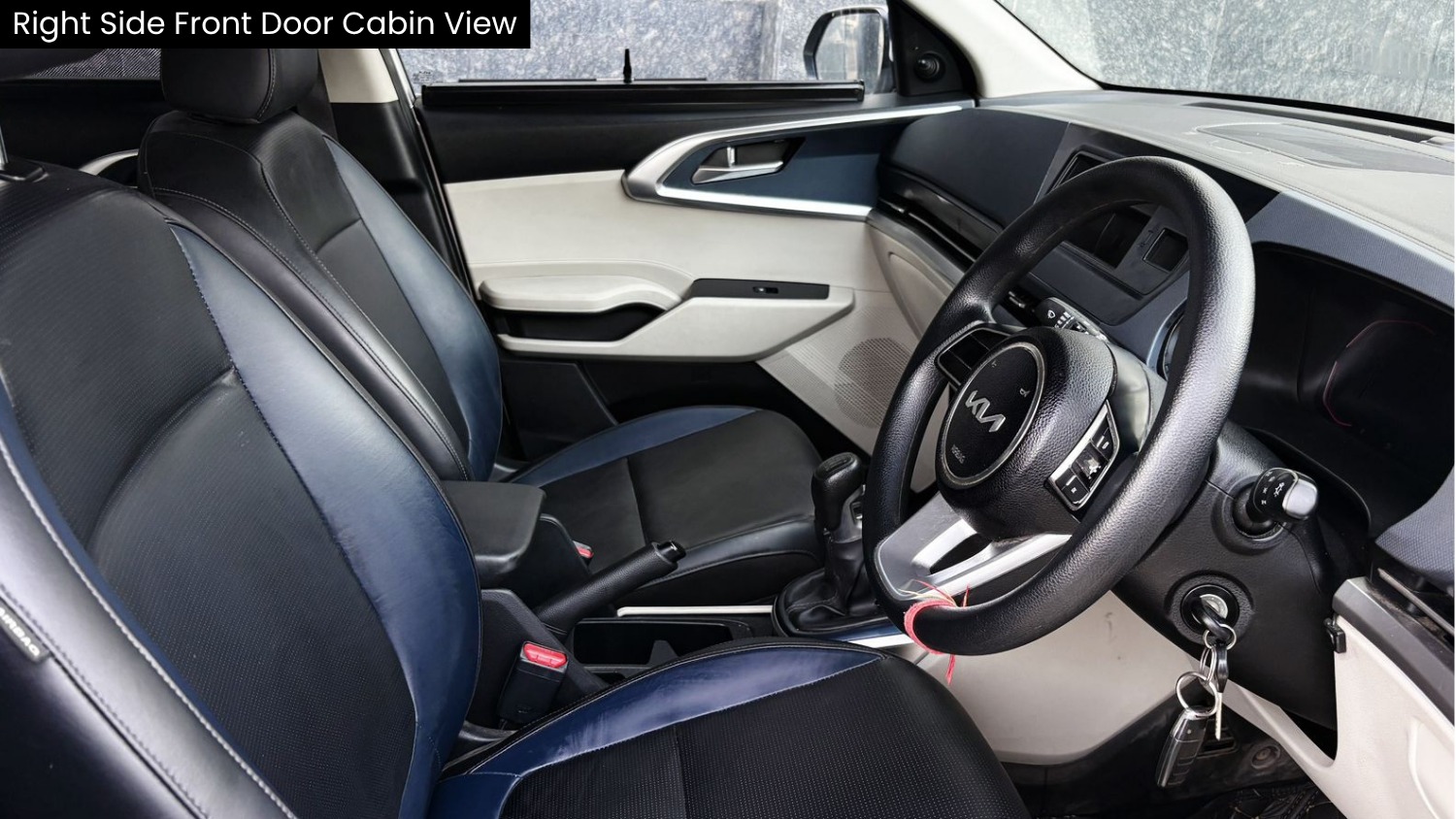 KIA CARENS - PREMIUM - 2023