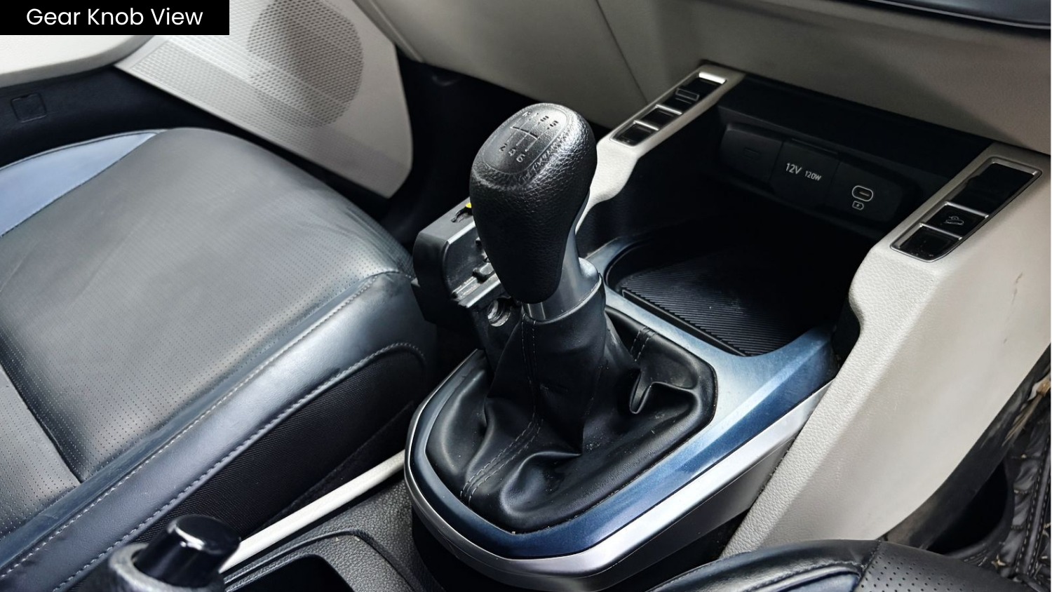 KIA CARENS - PREMIUM - 2023