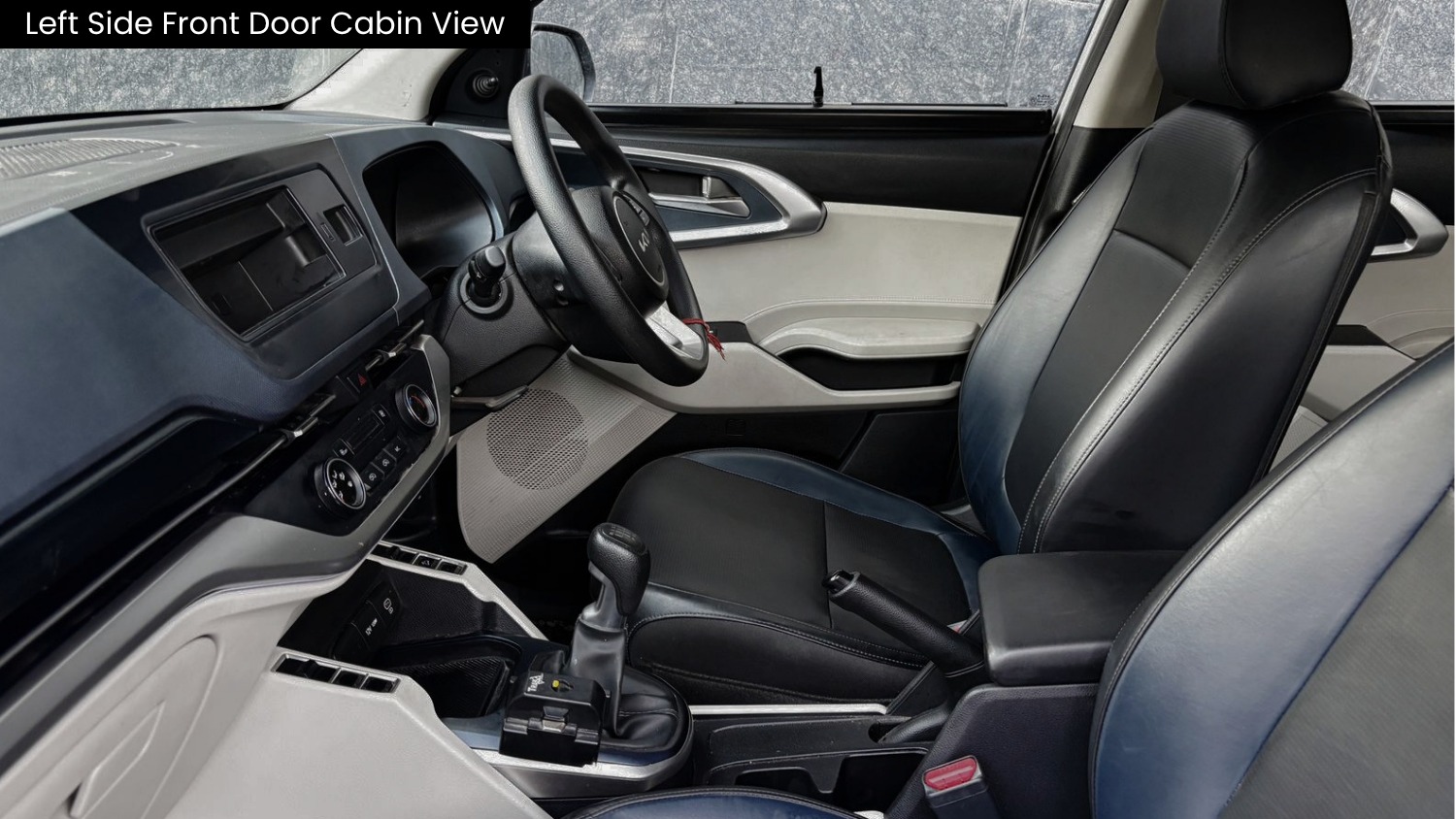 KIA CARENS - PREMIUM - 2023