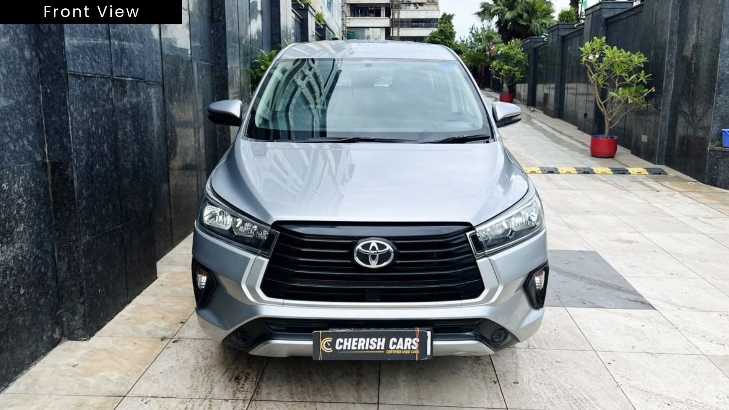 TOYOTA INNOVA CRYSTA 2.7 - G - 2022