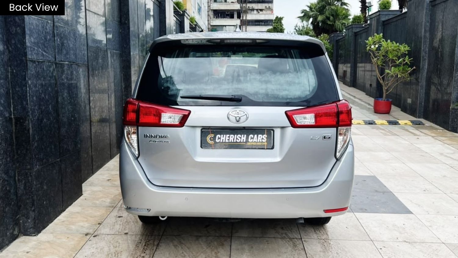 TOYOTA INNOVA CRYSTA 2.7 - G - 2022