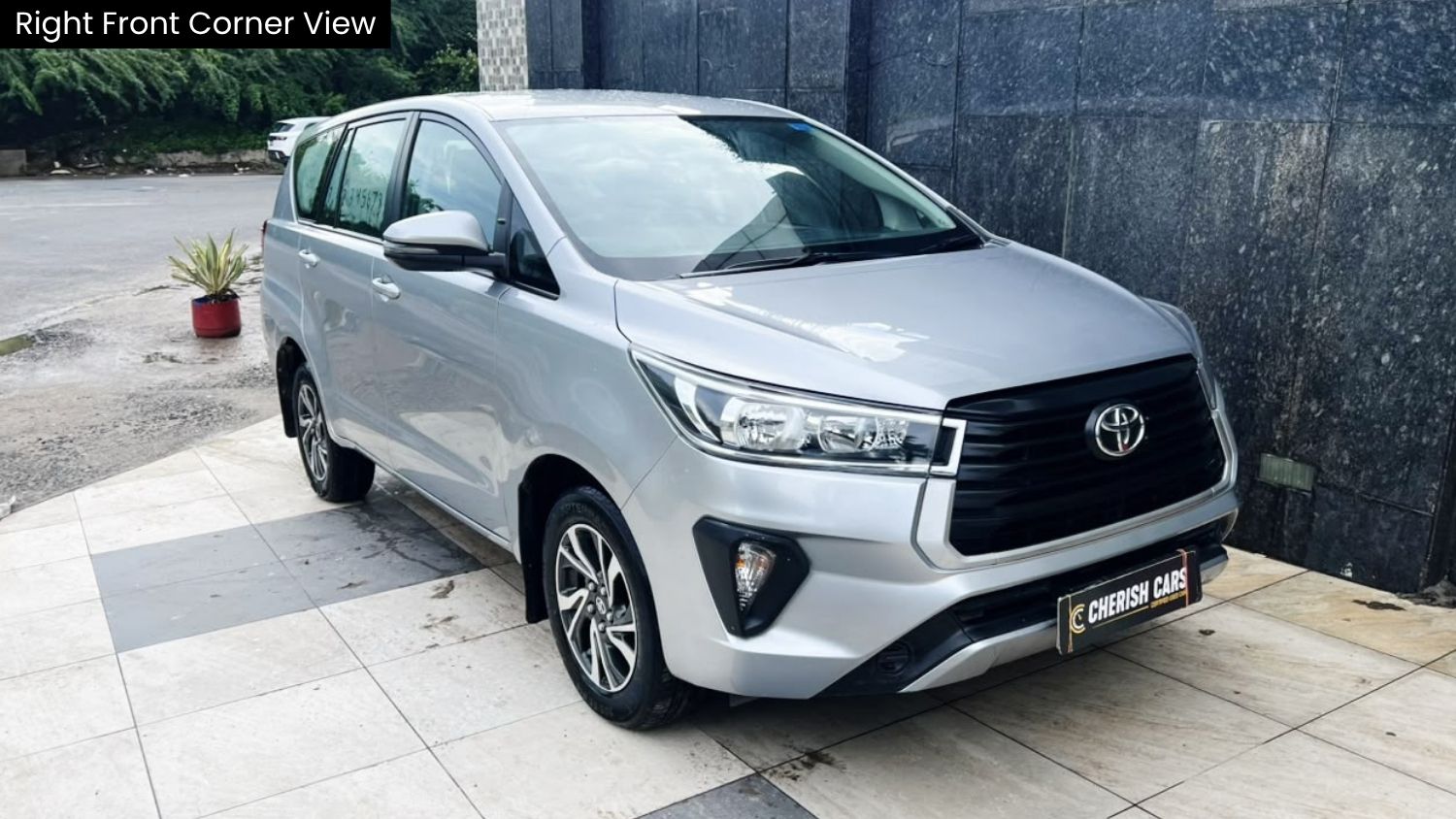 TOYOTA INNOVA CRYSTA 2.7 - G - 2022