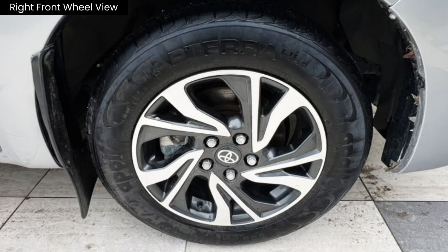 TOYOTA INNOVA CRYSTA 2.7 - G - 2022