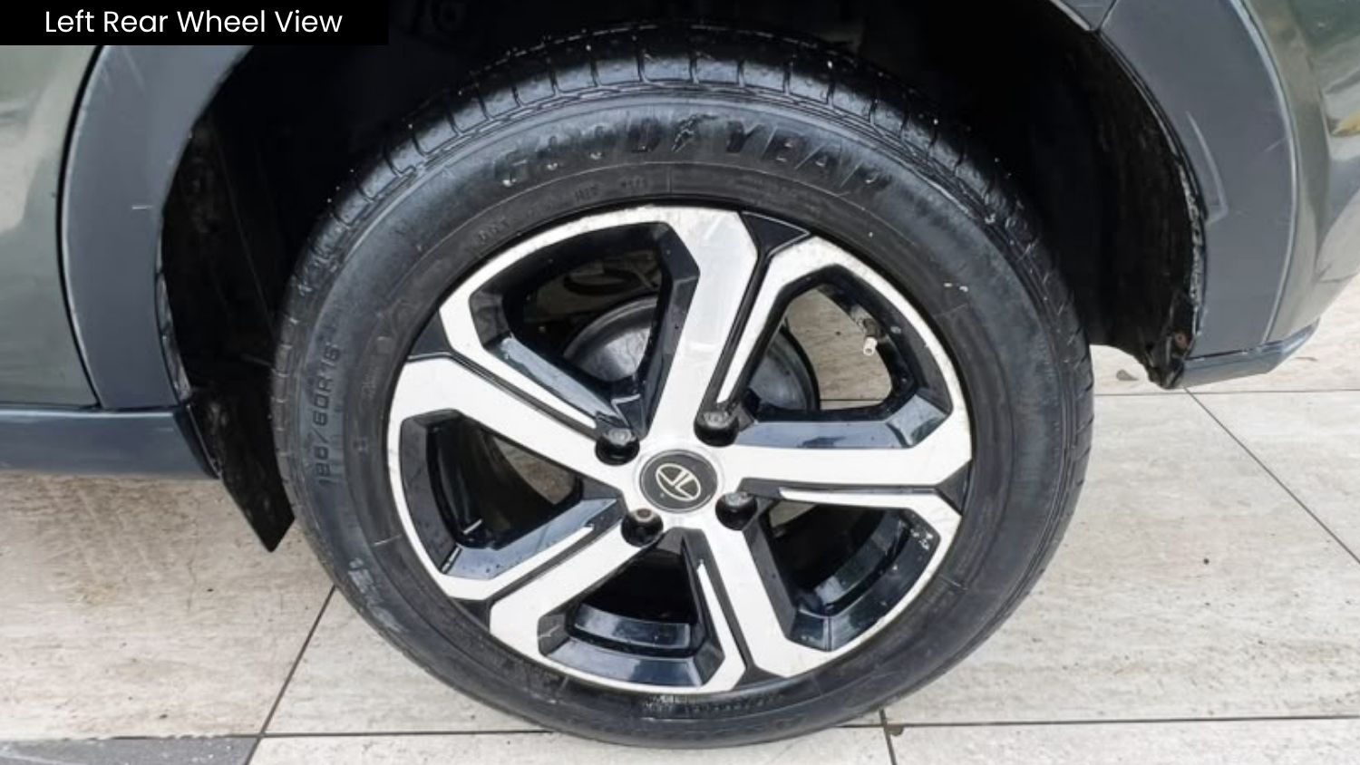 TATA NEXON - XMA CNG - AUTOMATIC - 2023
