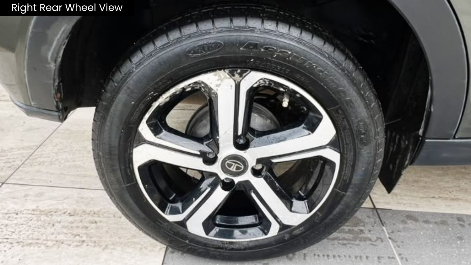 TATA NEXON - XMA CNG - AUTOMATIC - 2023