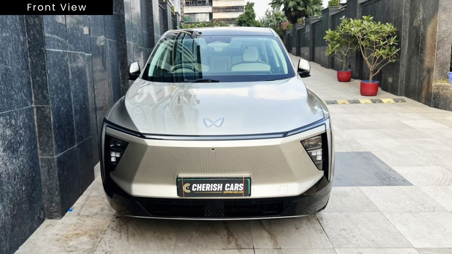 MAHINDRA  - XEV 9E THREE B79- PANAROMIC SUNROOF - AUTOMATIC - 2025