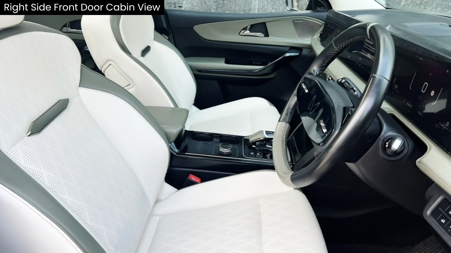 MAHINDRA  - XEV 9E THREE B79- PANAROMIC SUNROOF - AUTOMATIC - 2025