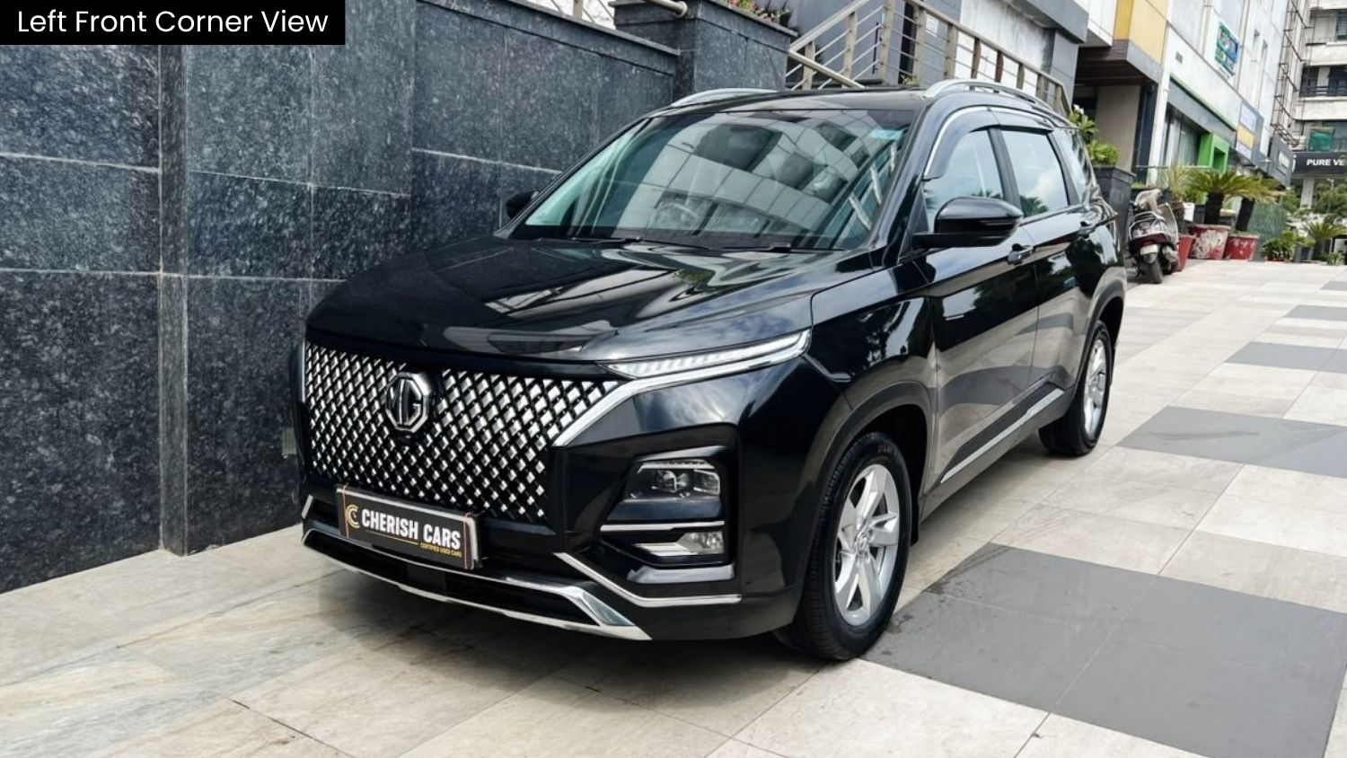 MG HECTOR - SHINE PRO CVT – SUNROOF - AUTOMATIC - 2024