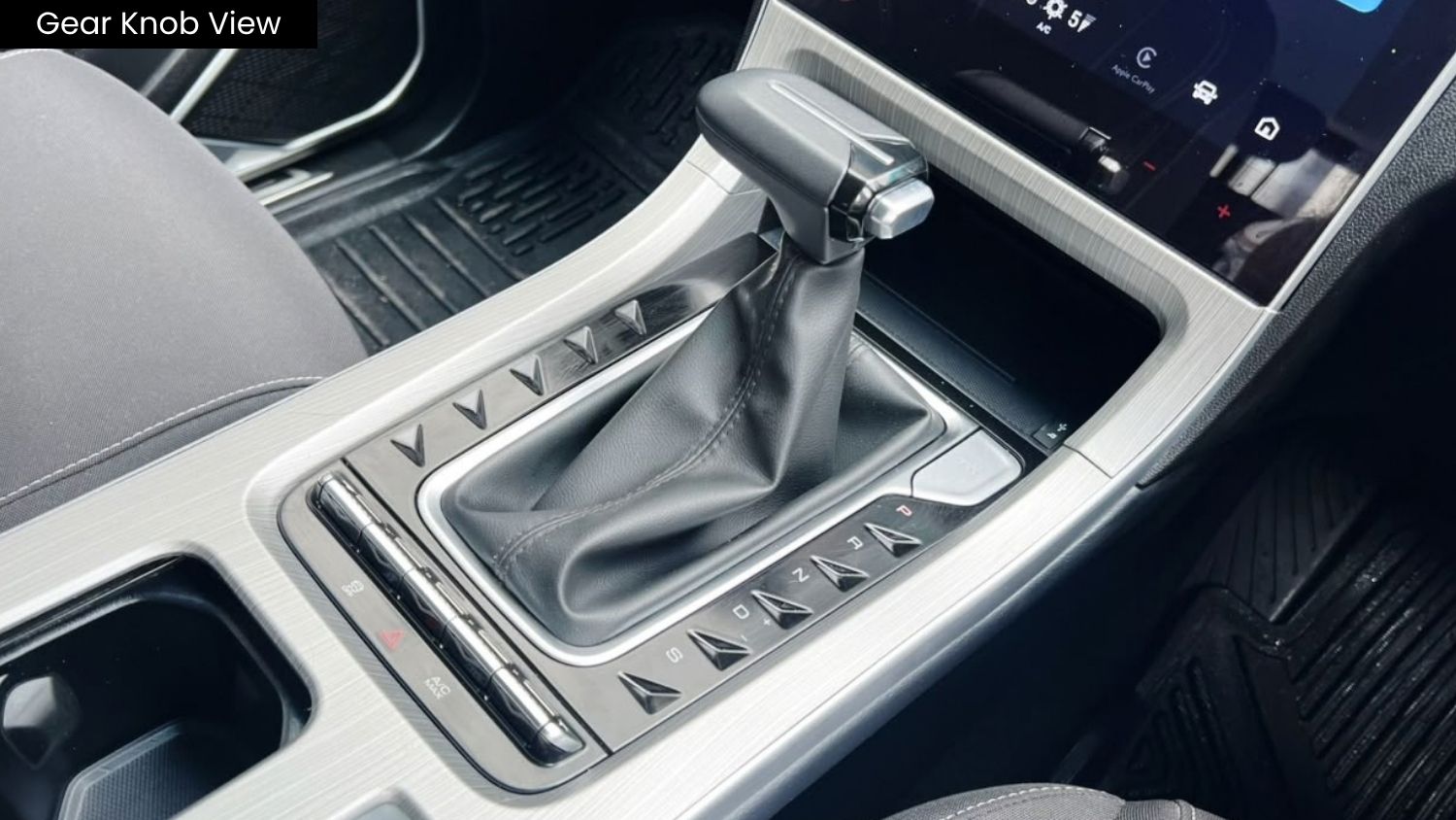 MG HECTOR - SHINE PRO CVT – SUNROOF - AUTOMATIC - 2024