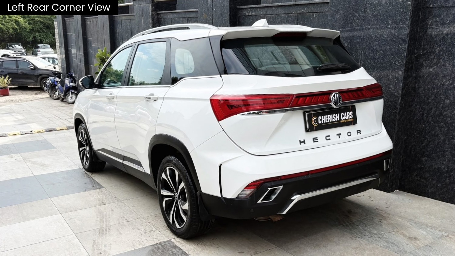MG HECTOR - SHARP PRO CVT – PANAROMIC SUNROOF - AUTOMATIC - 2024