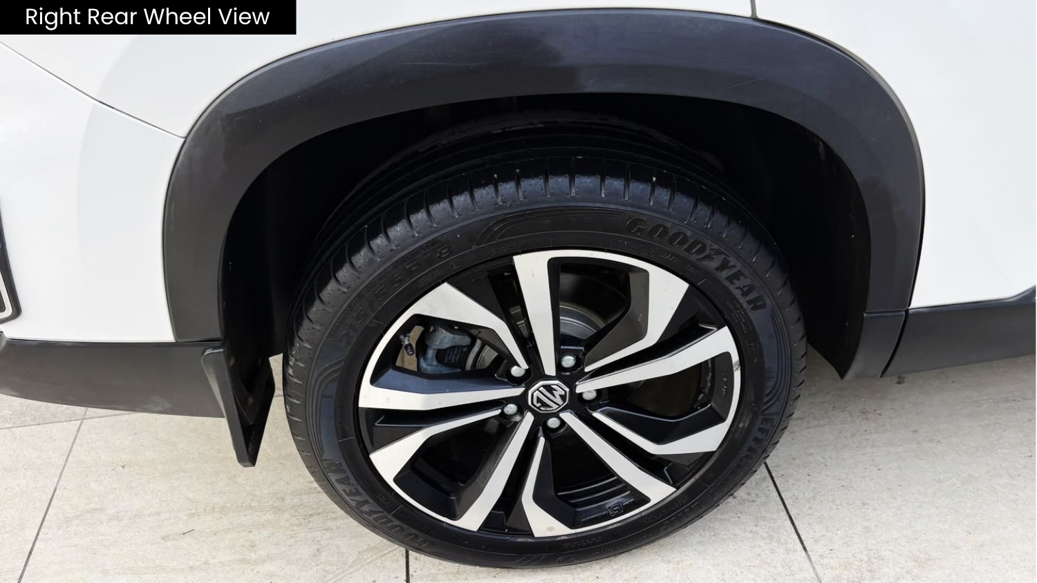 MG HECTOR - SHARP PRO CVT – PANAROMIC SUNROOF - AUTOMATIC - 2024