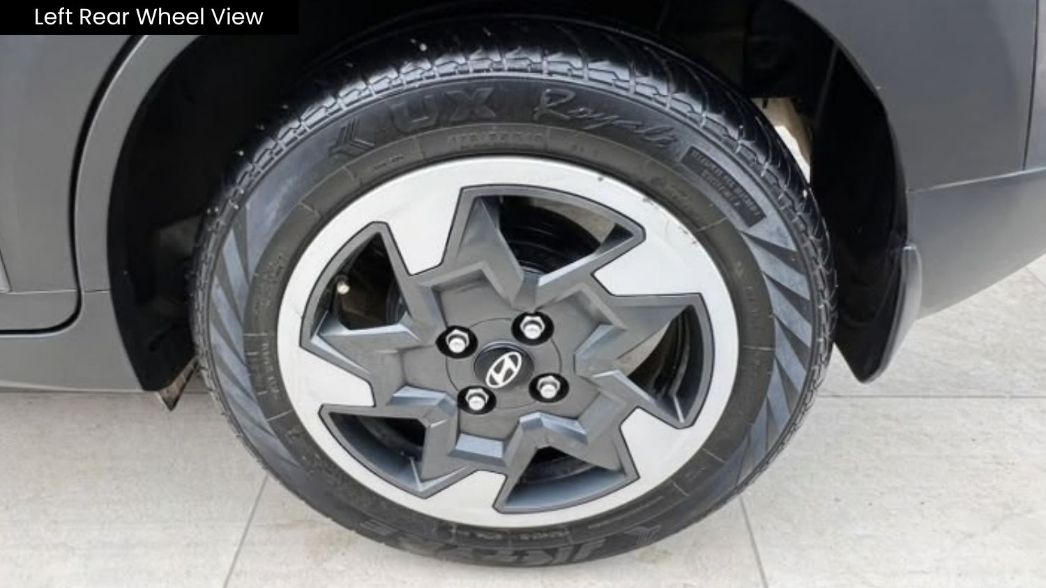 HYUNDAI EXTER - SX AMT - AUTOMATIC - SUNROOF - 2024
