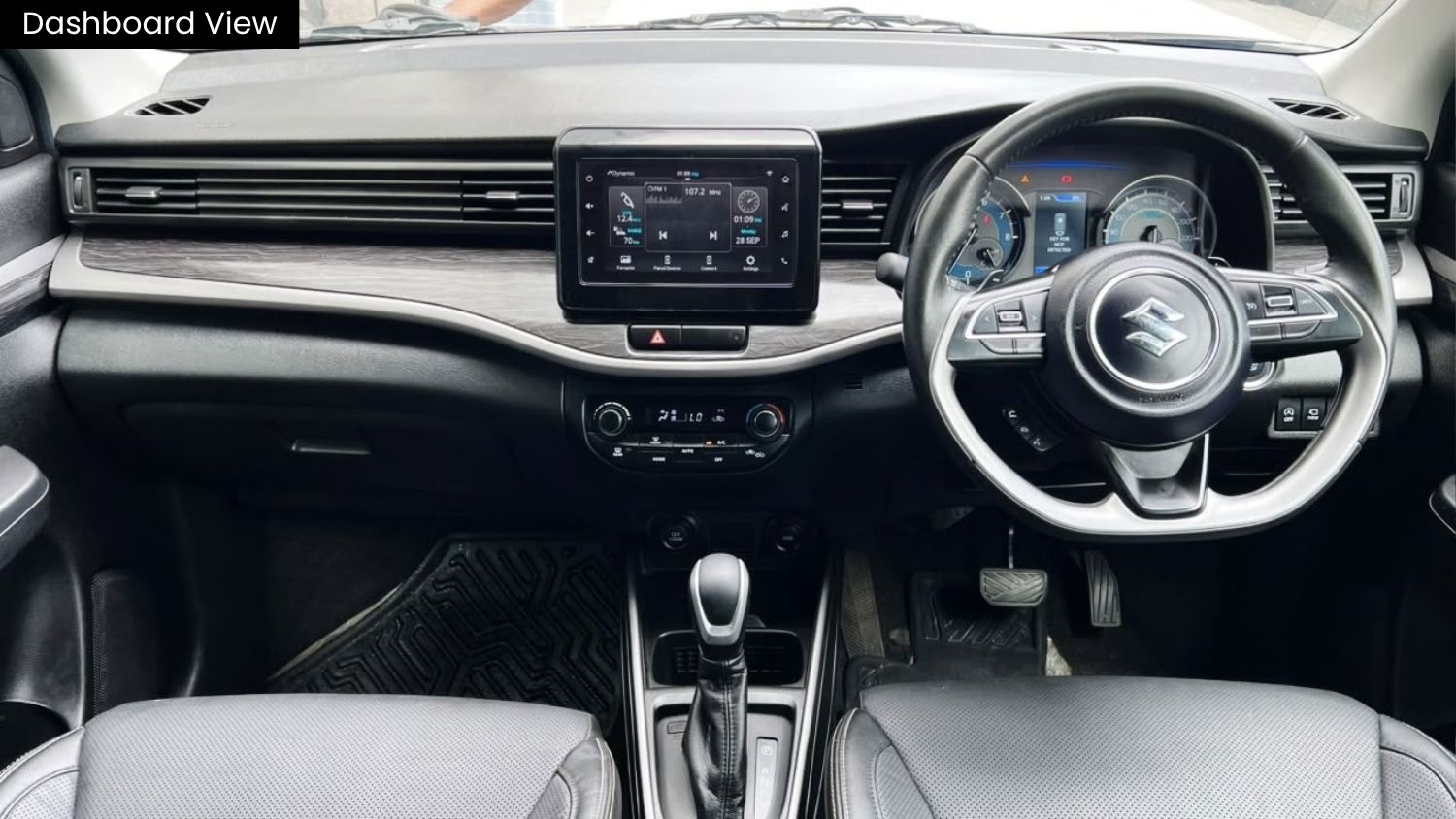 MARUTI - XL6 ALPHA AT SMART HYBRID - AUTOMATIC - 2024