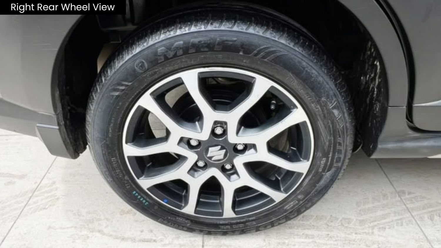 MARUTI - XL6 ALPHA AT SMART HYBRID - AUTOMATIC - 2024