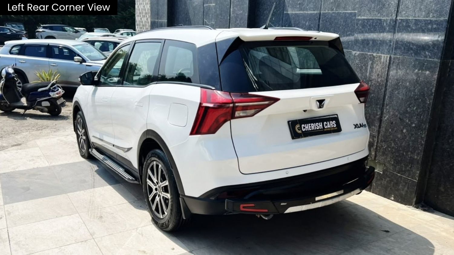 MAHINDRA XUV 700 - MX - 2023