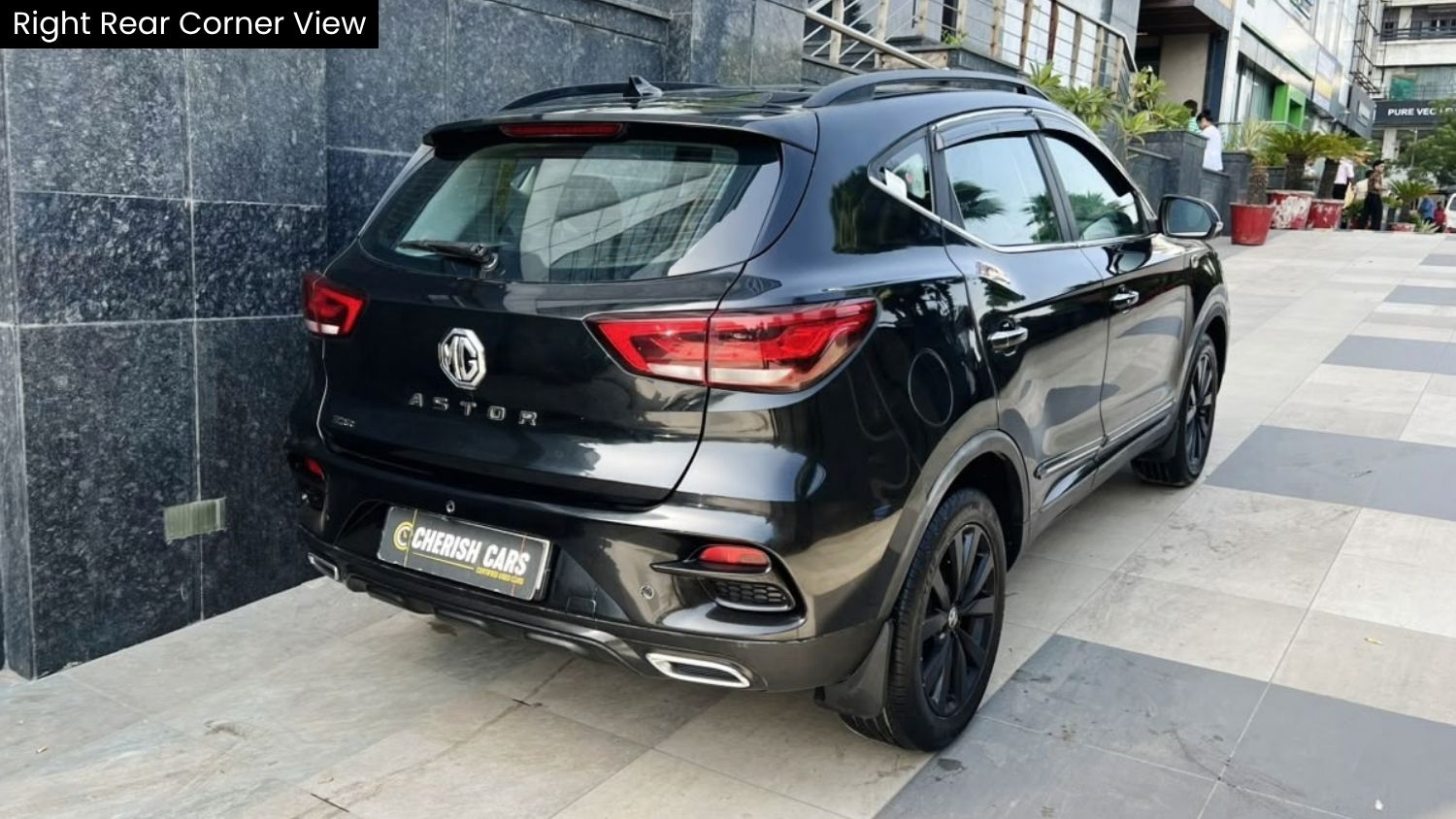 MG ASTOR - BLACK STORM CVT - PANAROMIC SUNROOF - AUTOMATIC - 2023