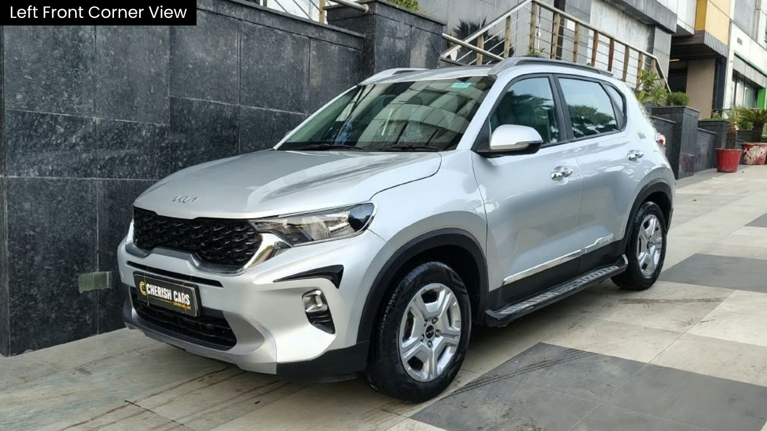 KIA SONET - HTK PLUS IMT - SUNROOF - 2023