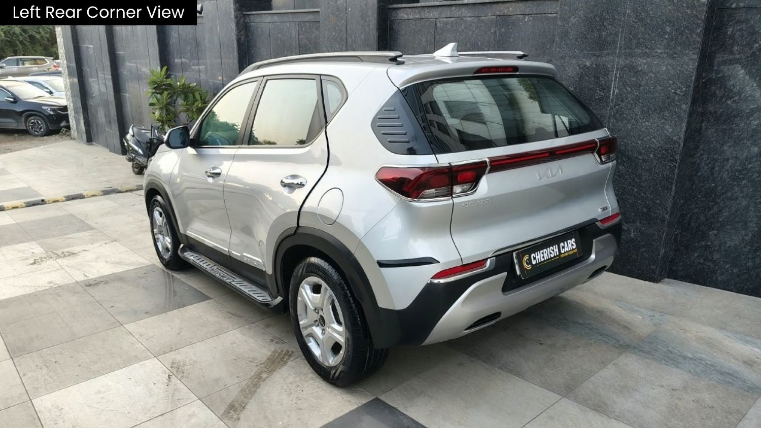 KIA SONET - HTK PLUS IMT - SUNROOF - 2023