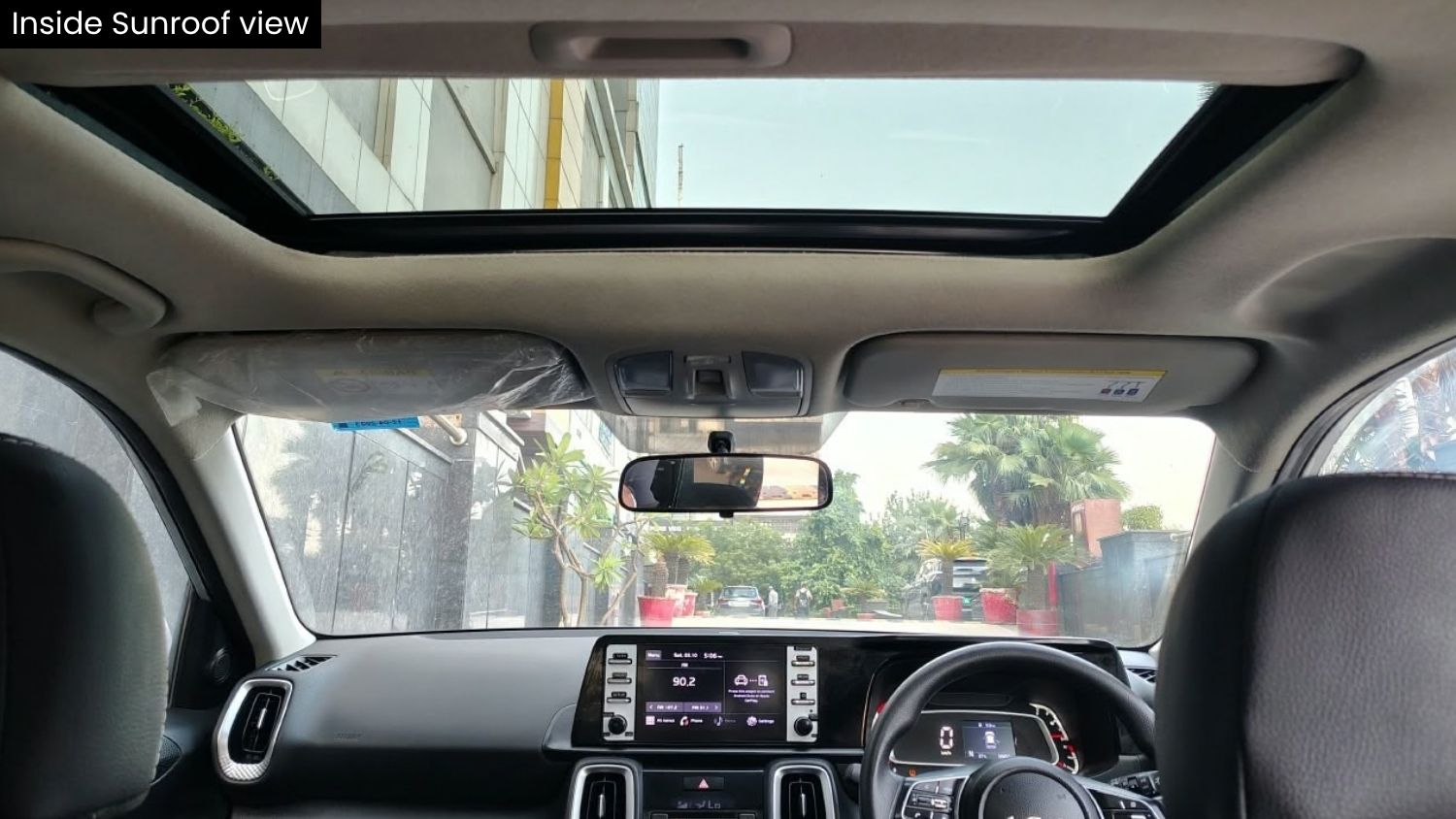 KIA SONET - HTK PLUS IMT - SUNROOF - 2023