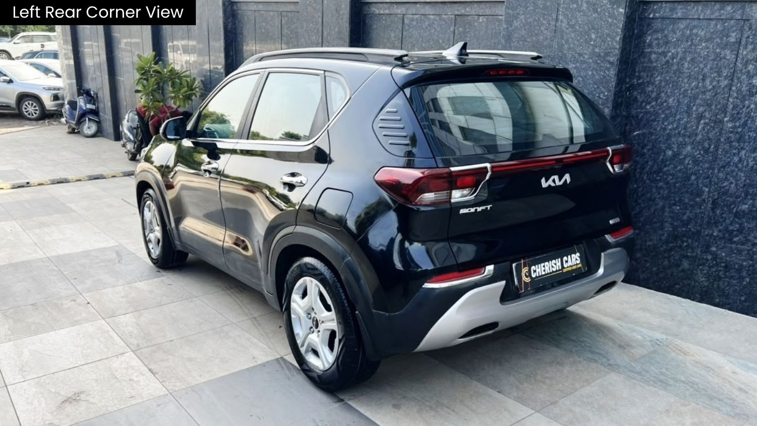 KIA SONET - HTK PLUS IMT - SUNROOF - 2023