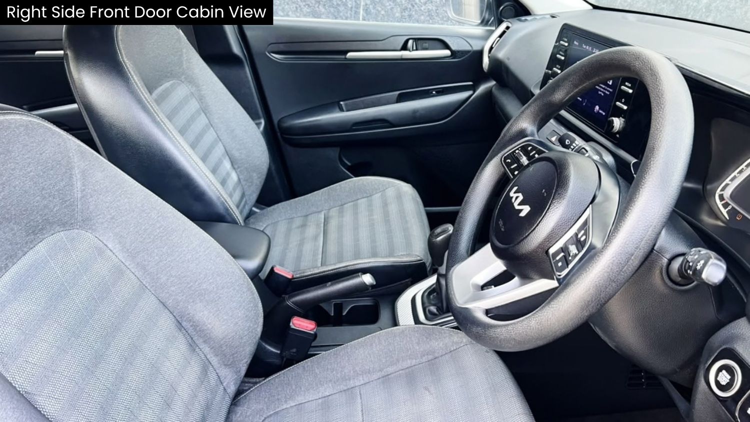 KIA SONET - HTK PLUS IMT - SUNROOF - 2023