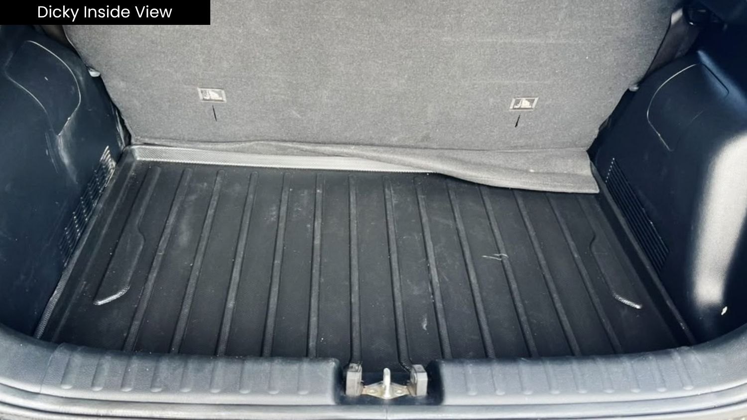 KIA SONET - HTK PLUS IMT - SUNROOF - 2023