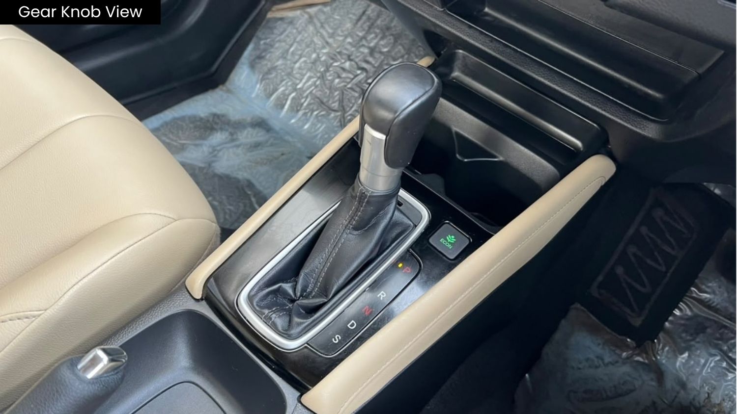 HONDA CITY 5TH GEN - ZX CVT - AUTOMATIC - SUNROOF - UNREGISTERED