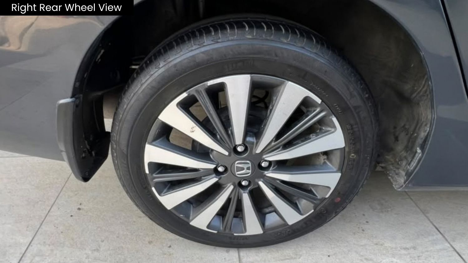 HONDA CITY 5TH GEN - ZX CVT - AUTOMATIC - SUNROOF - UNREGISTERED