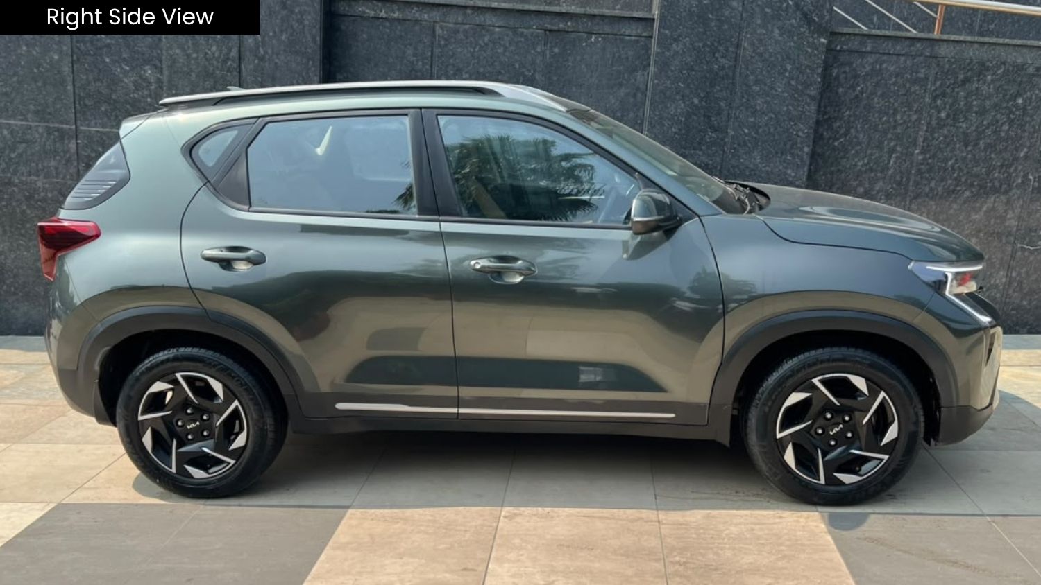KIA SONET - HTX DCT - SUNROOF - 2024