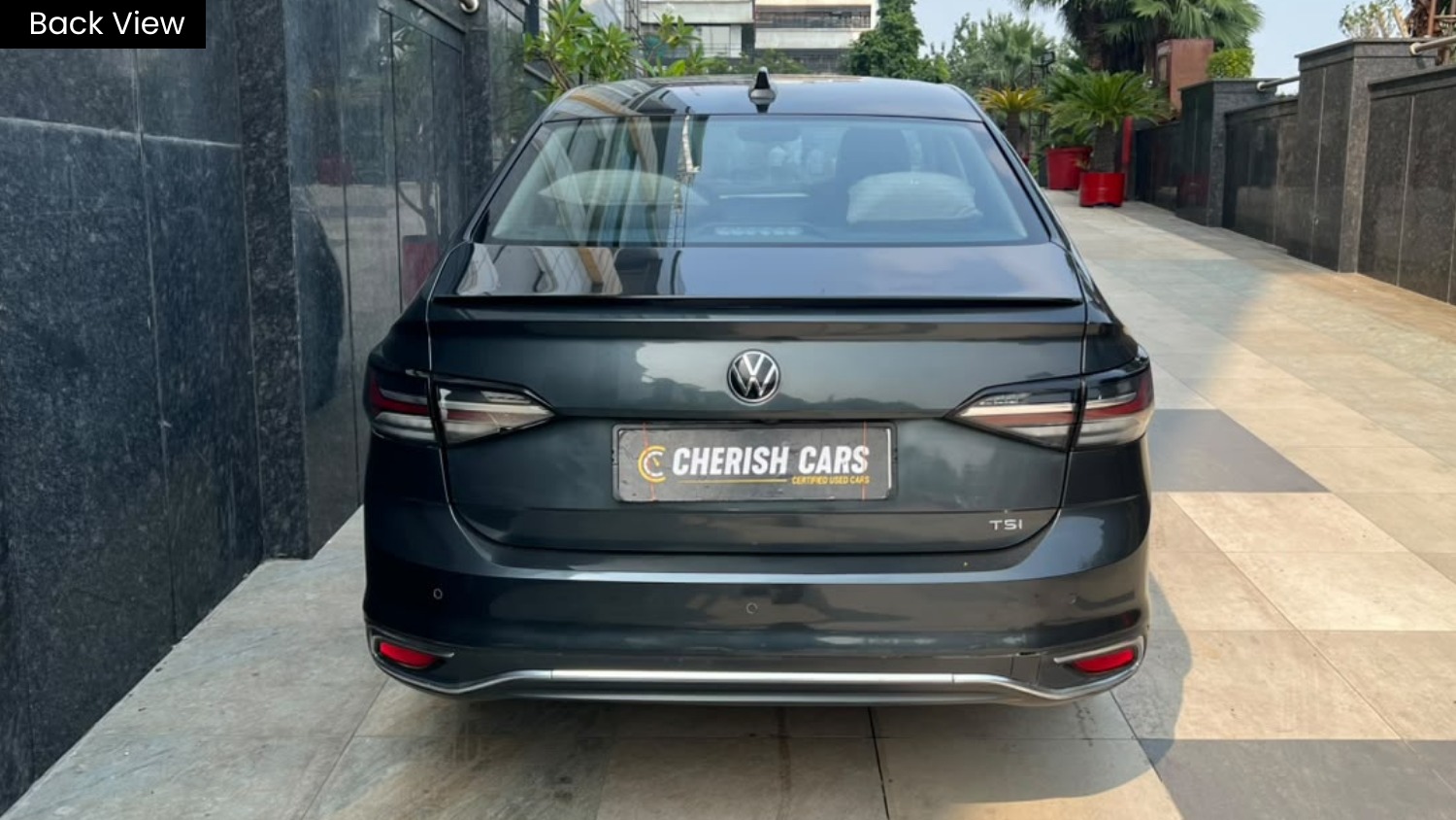 VW VIRTUS - TOPLINE 1.0 TSI AT - SUNROOF - AUTOMATIC - 2024
