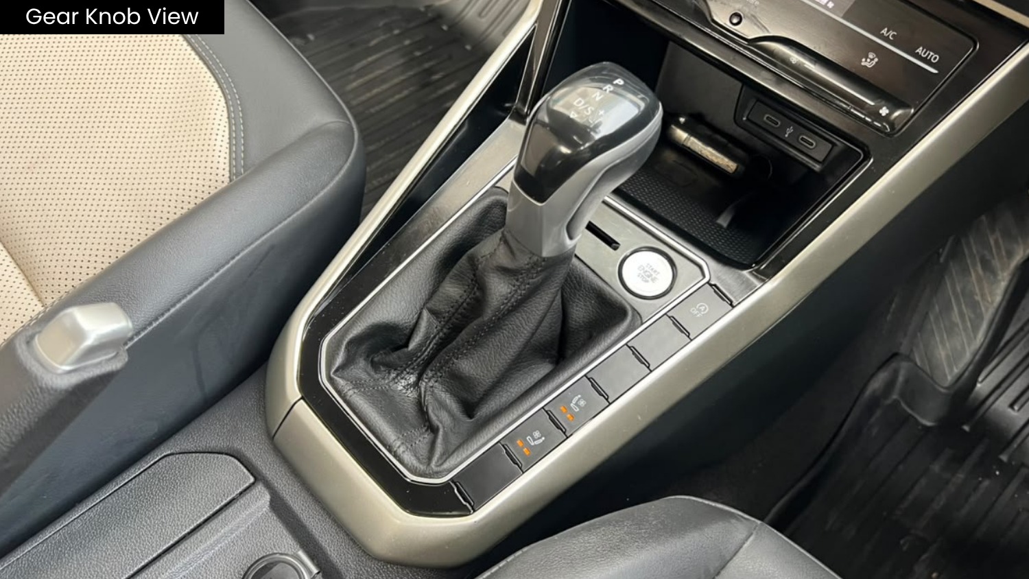 VW VIRTUS - TOPLINE 1.0 TSI AT - SUNROOF - AUTOMATIC - 2024