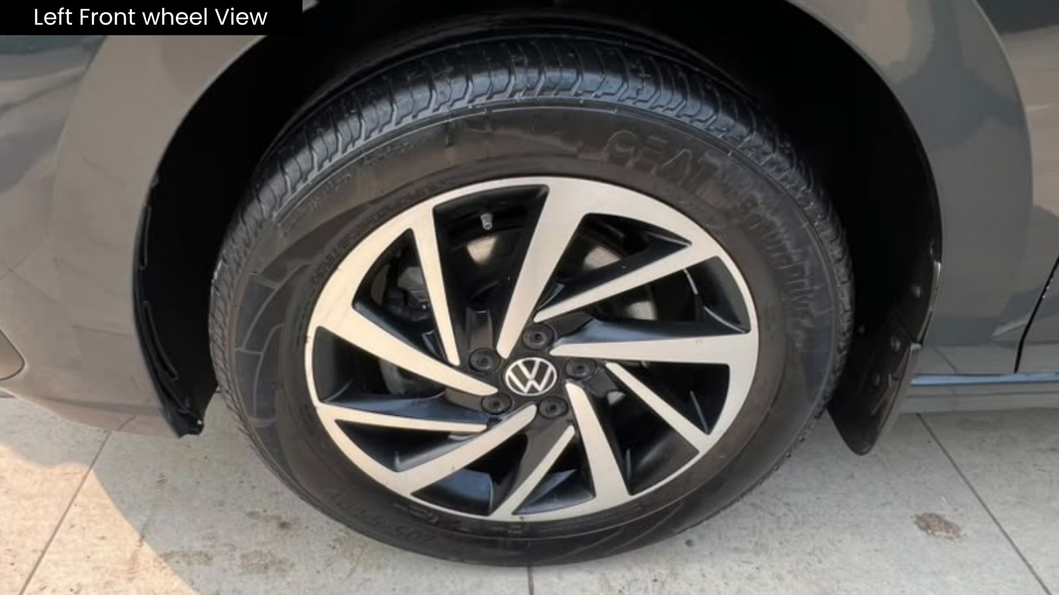 VW VIRTUS - TOPLINE 1.0 TSI AT - SUNROOF - AUTOMATIC - 2024