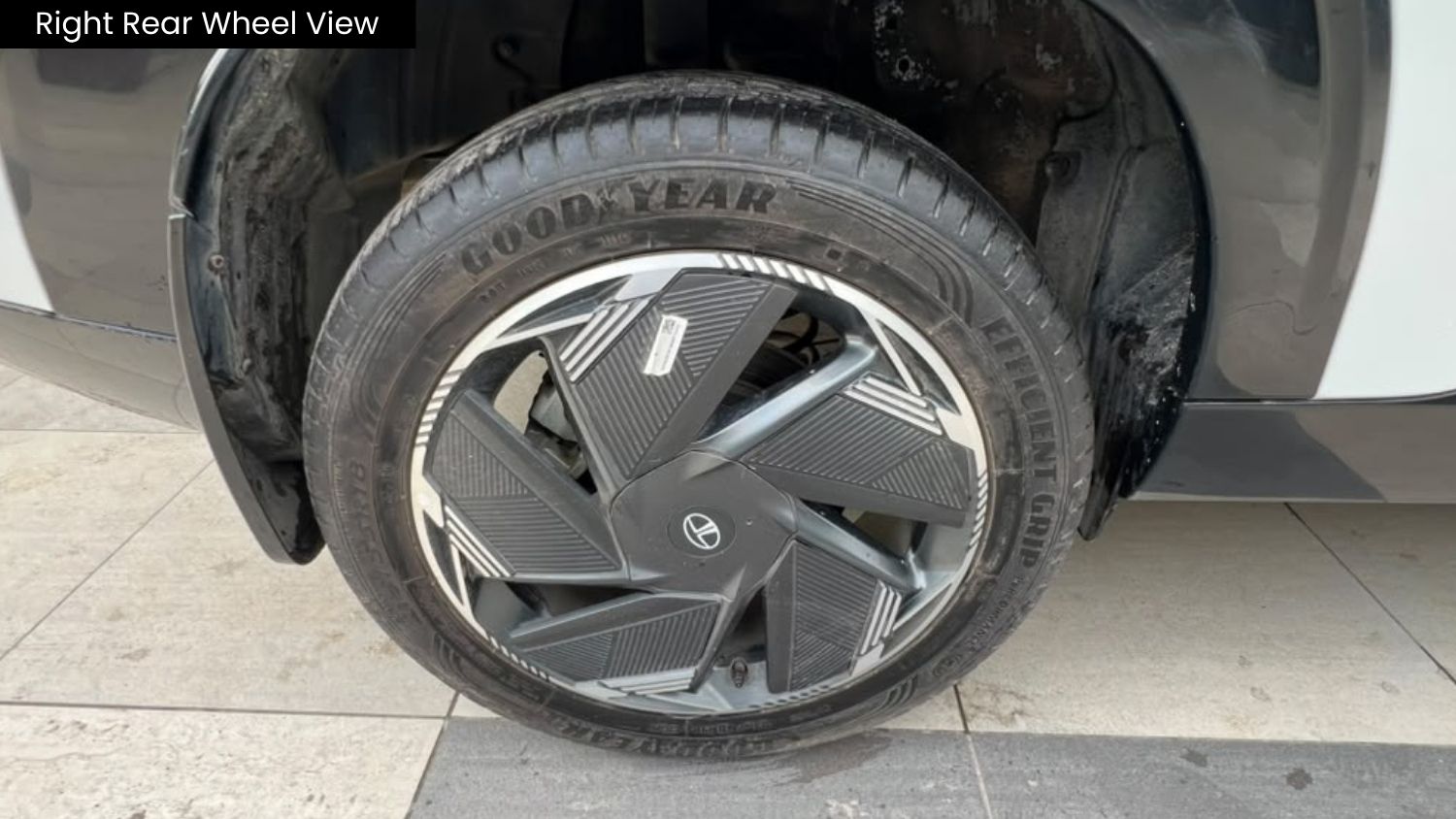 TATA CURVV - EMPOWERED PLUS A 55 EV - PANAROMIC SUNROOF - AUTOMATIC - 2025