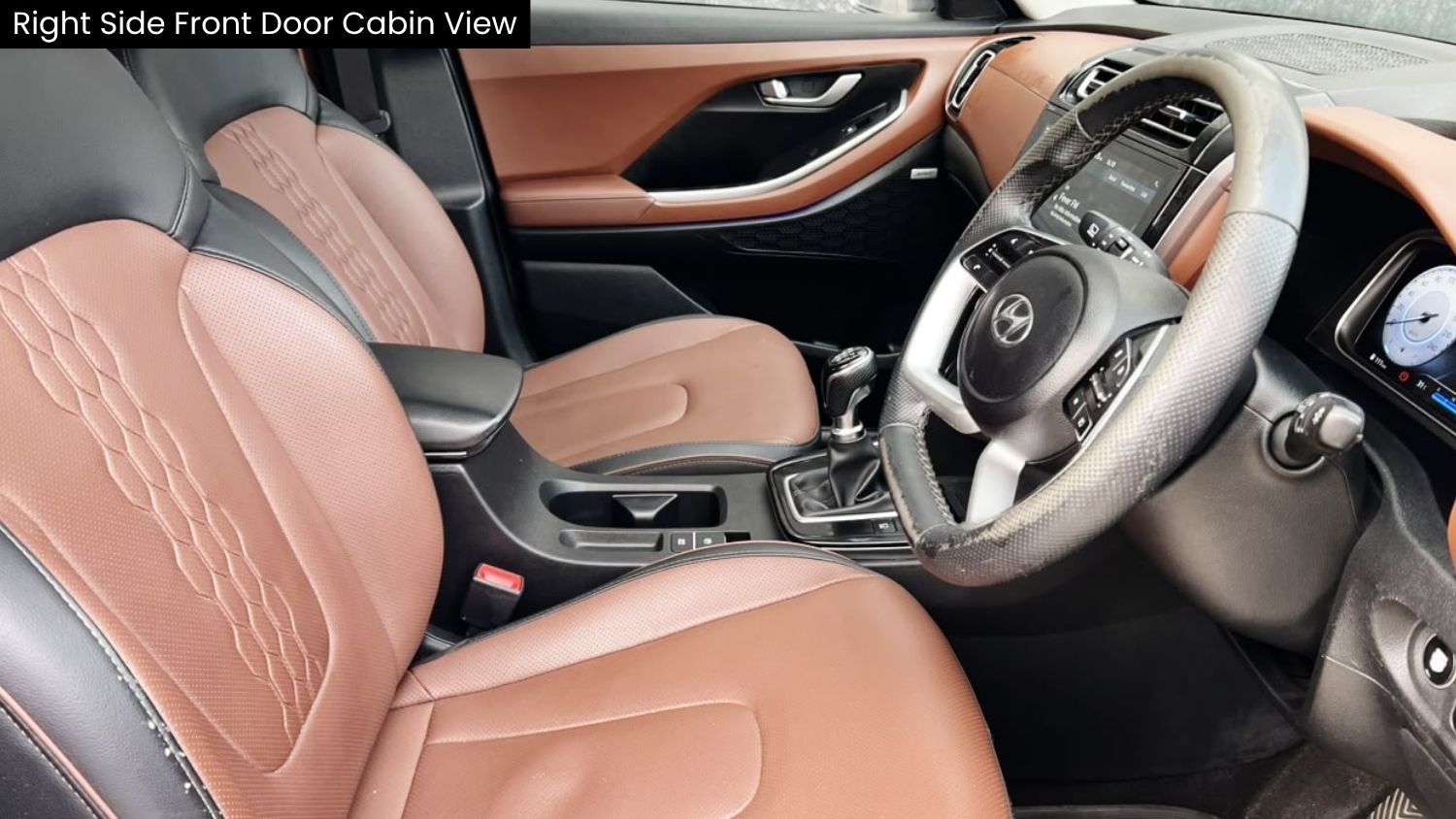 HYUNDAI ALCAZAR - PLATINUM 7S - PANAROMIC SUNROOF - 2024