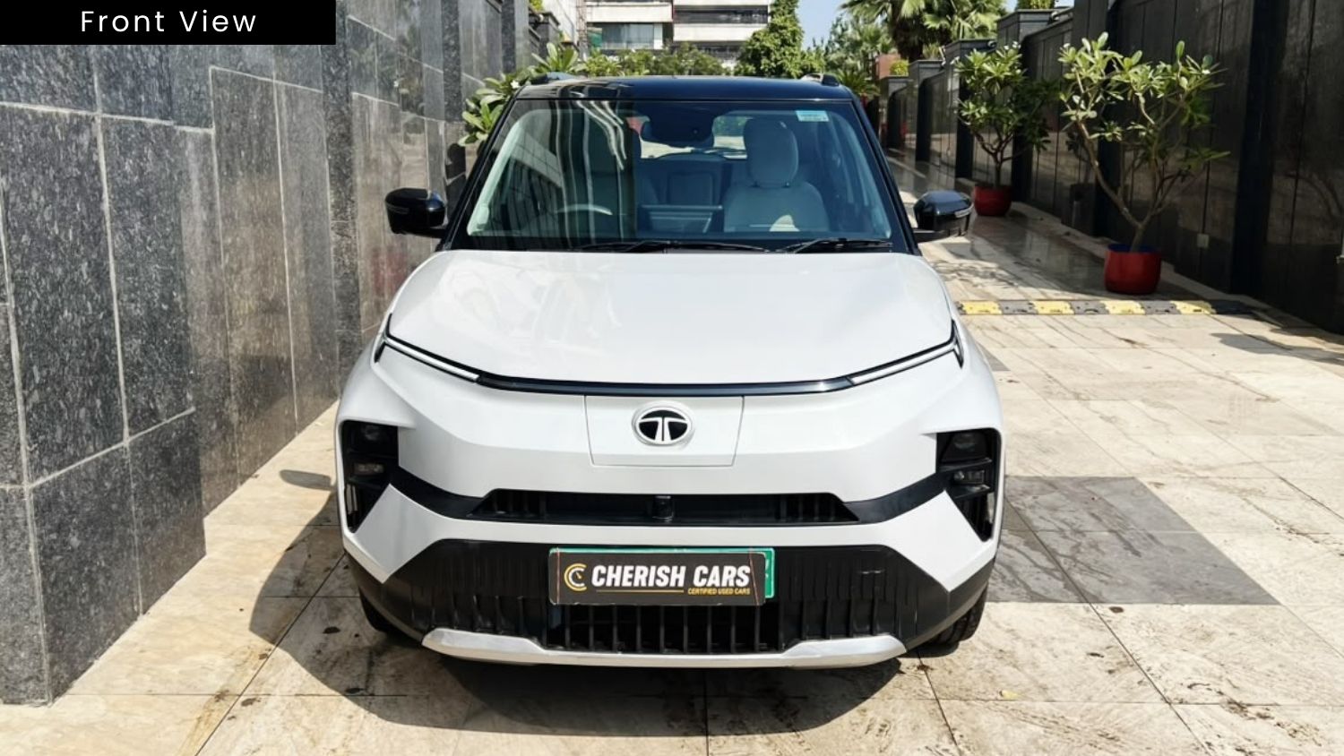 TATA PUNCH EV - EMPOWERED PLUS  S LONG RANGE - SUNROOF - AUTOMATIC - 2024