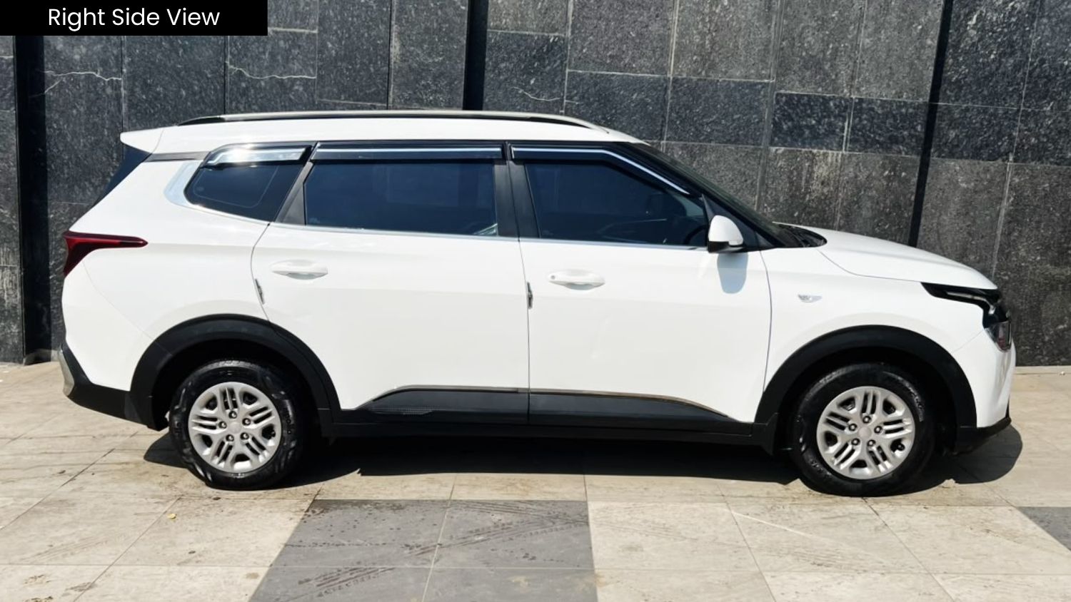 KIA CARENS - PREMIUM - 2023