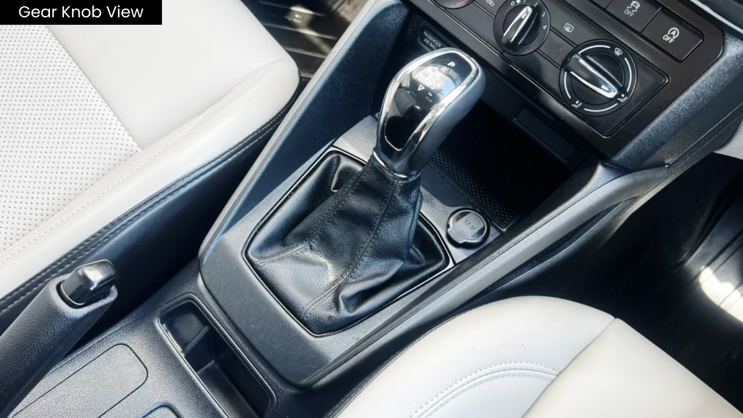 SKODA KYLAQ - SIGNATURE 1.0 TSI AT - SUNROOF - AUTOMATIC - 2026