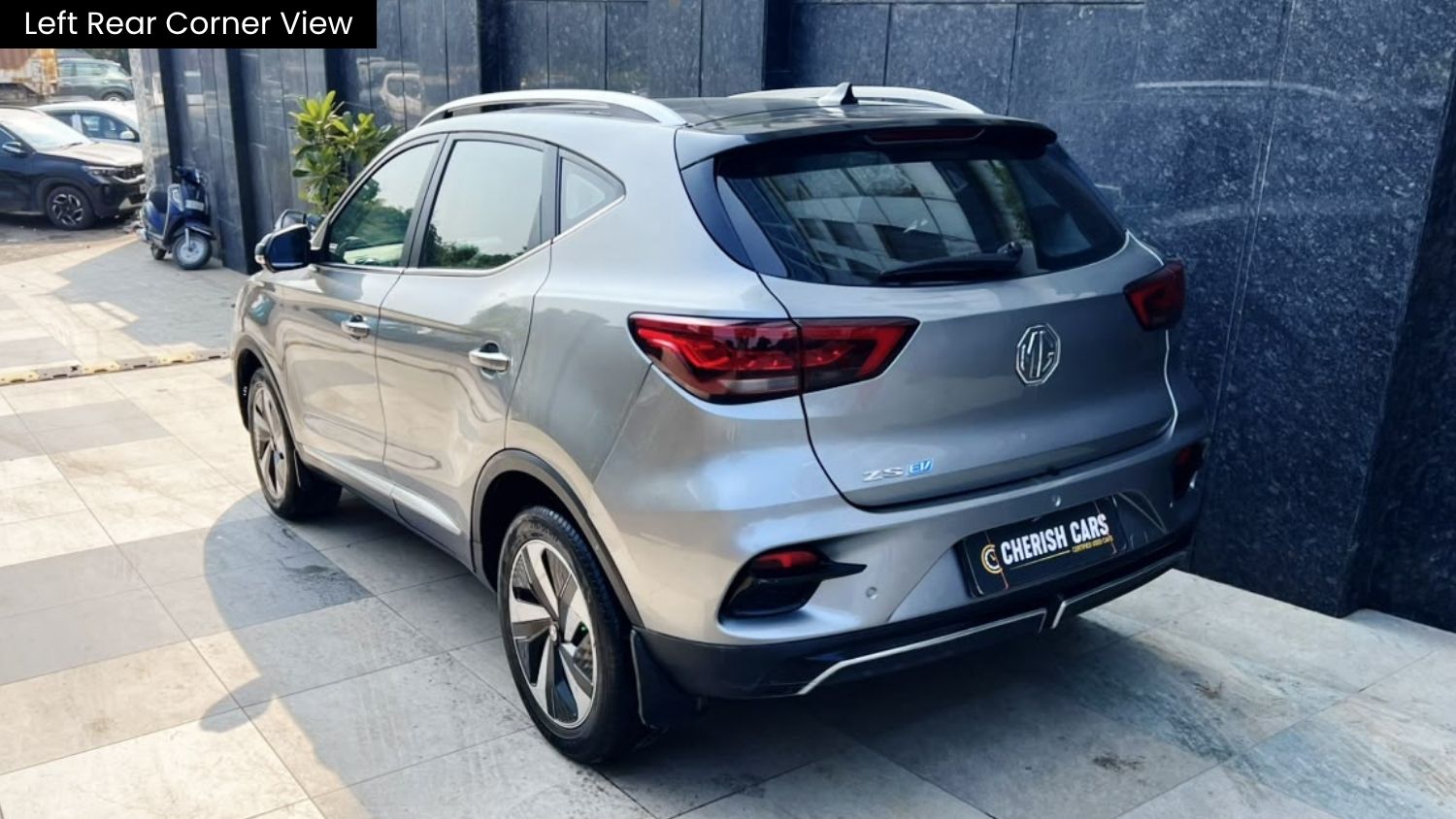 MG ZS EV - EXCLUSIVE PLUS - PANAROMIC SUNROOF - AUTOMATIC - 2024