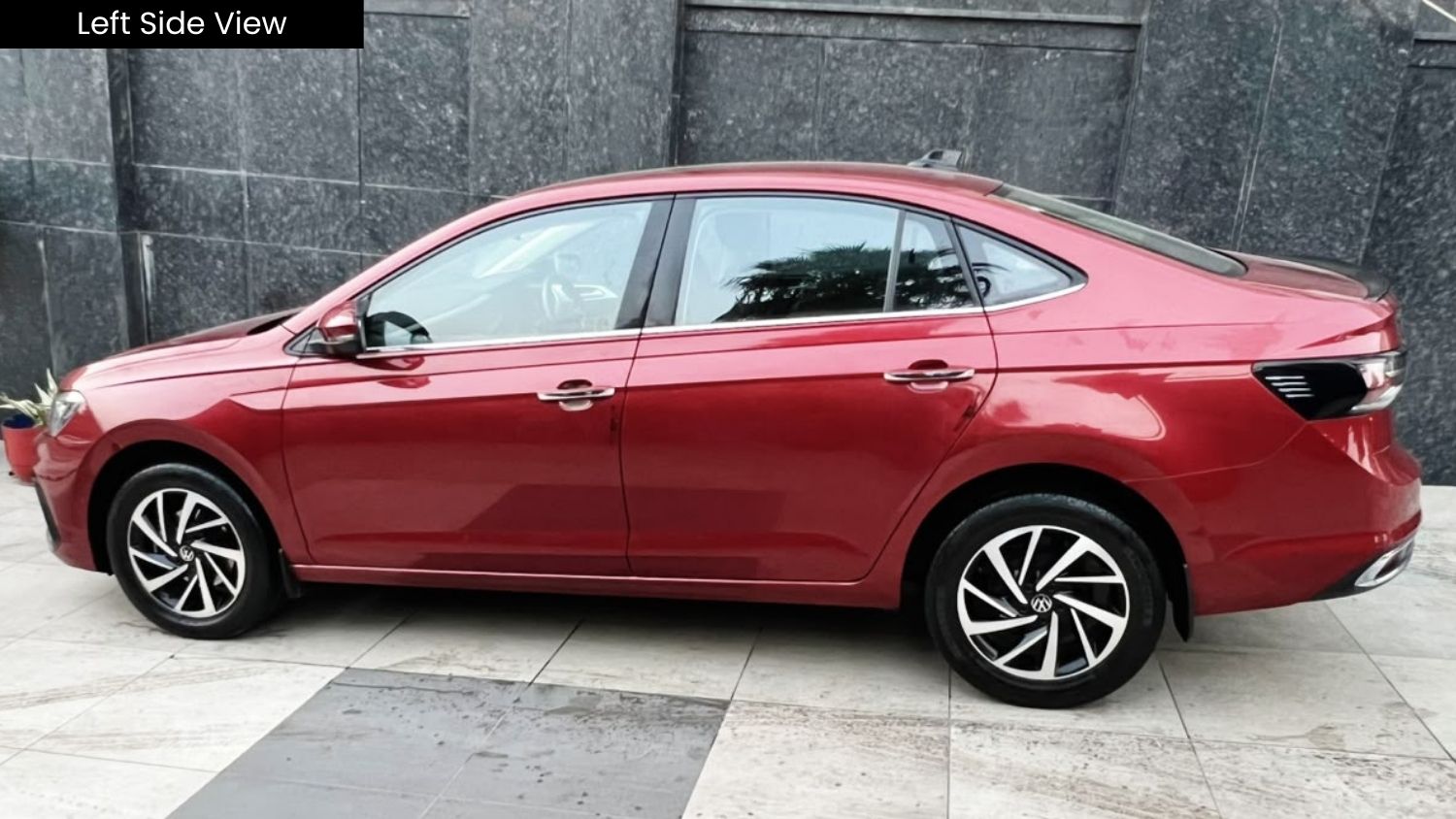 VW VIRTUS - TOPLINE 1.0 TSI  - SUNROOF - 2023