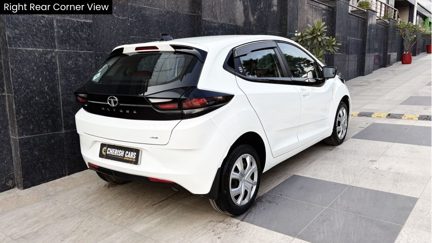 TATA ALTROZ - XM PLUS S iCNG - 2023